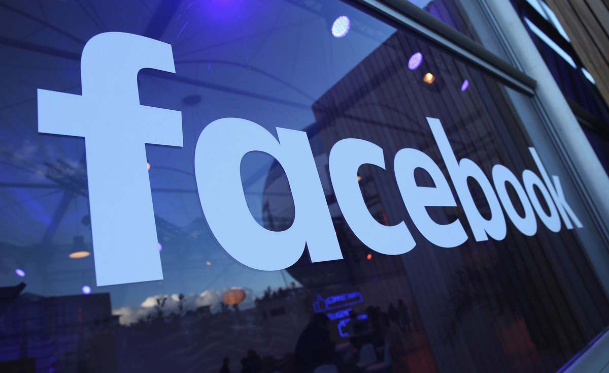 فیس بوک ممکن است به دنبال تغییر نام تجاری باشد