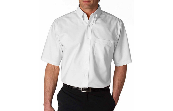 پیراهن سفید آستین کوتاه