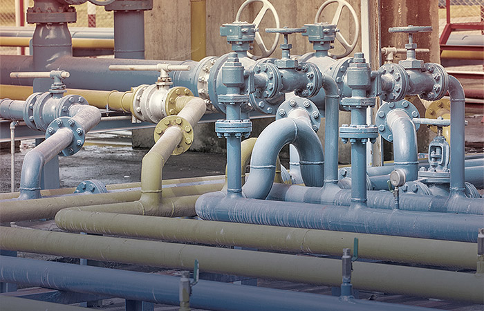 چه عواملی روی انتخاب لولههای صنعتی تاثیر میگذارد؟