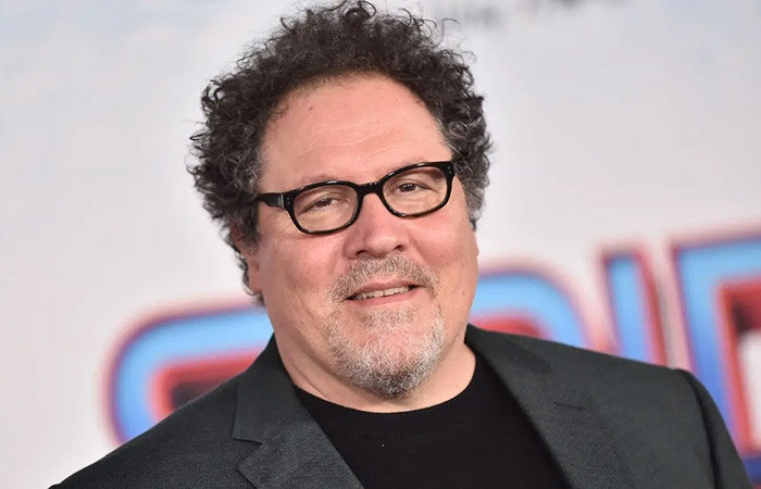 جان فاورو در نقش هپی هوگان