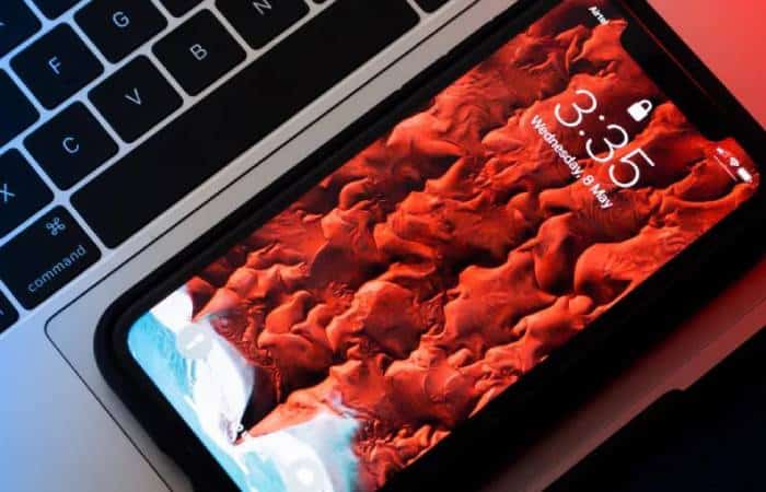 تفاوت بین ال‌ سی‌ دی اورجینال و کپی آیفون؛ کدام ارزش خرید دارد؟