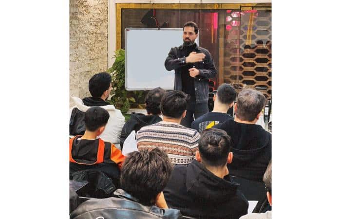 آموزش آرایشگری